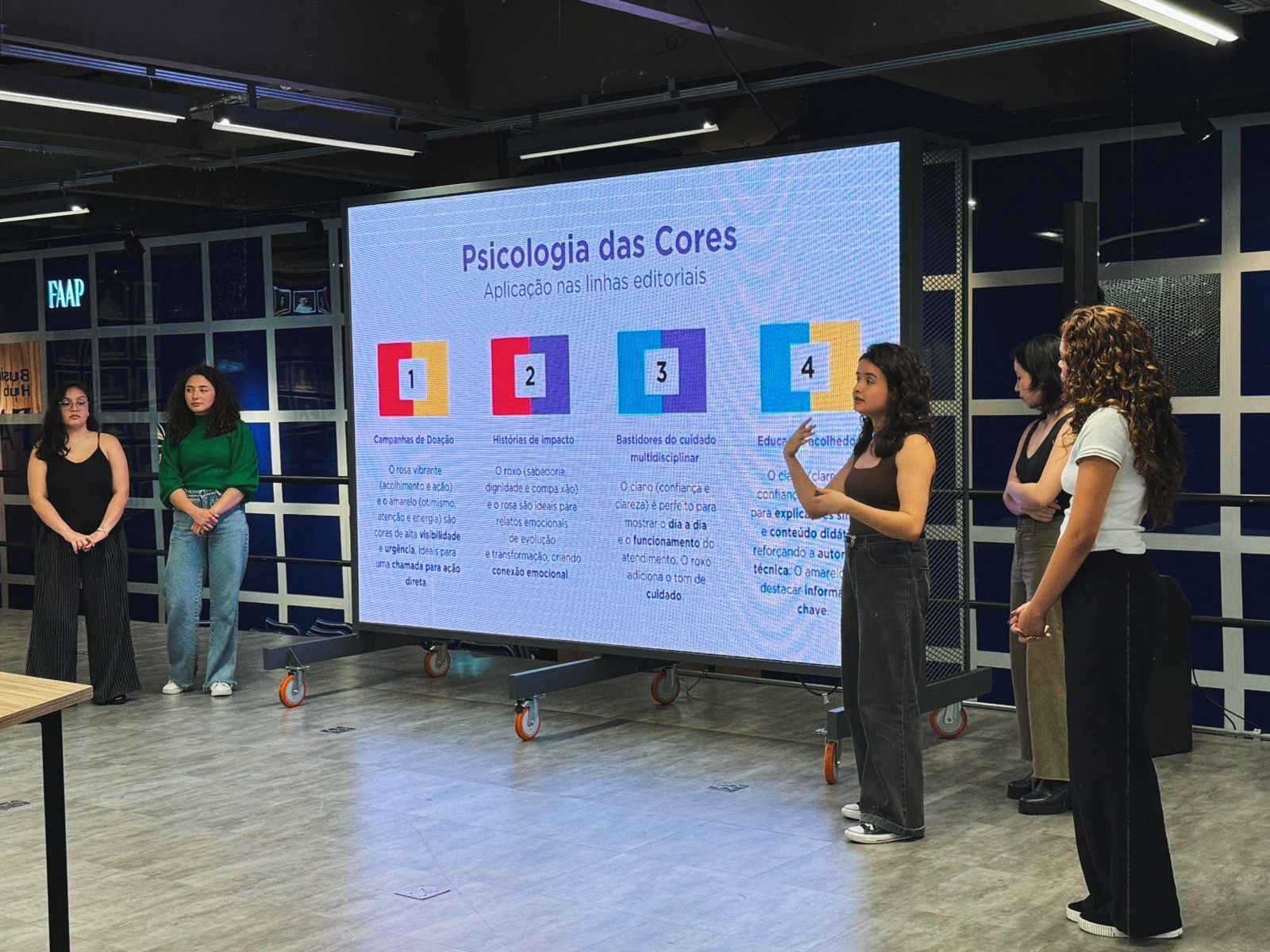 Peça de identidade visual — psicologia das cores